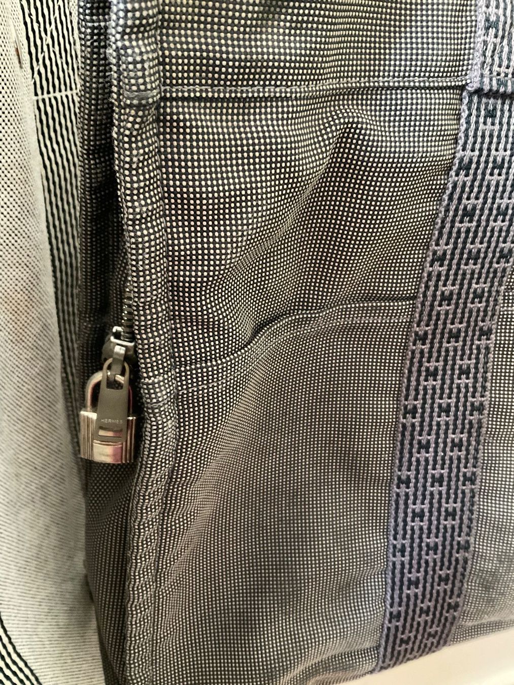 Zaini: Hermès Backpack, Grey Fabric,! FREE 2 tote Bag – Usato da St. Gallen venduto da accessoriella 9