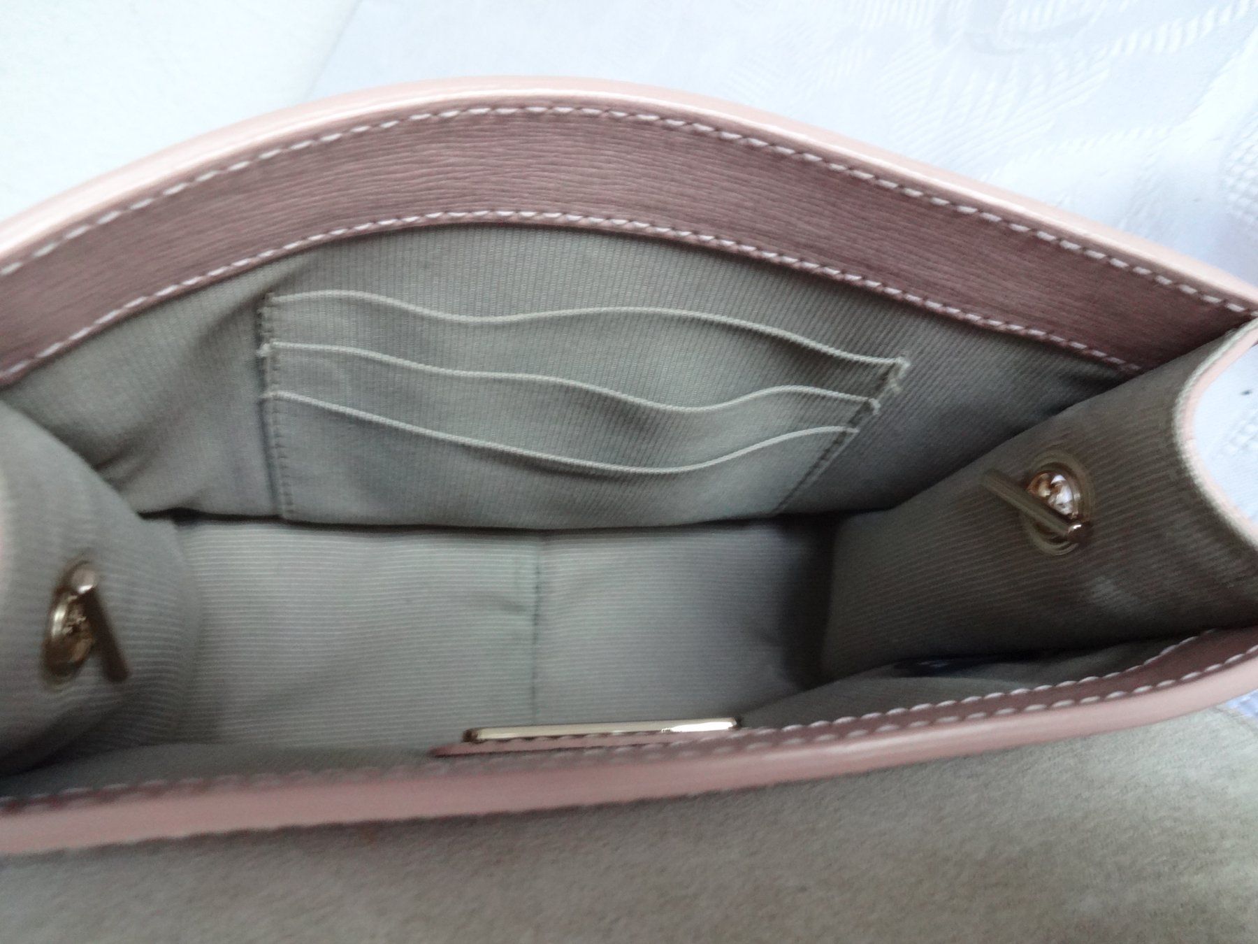 Furla Borse da donna: 0rig."" FURLA""  Leder Umhängetasche – Nuovo (secondo la descrizione) da Frauenfeld venduto da Reyy58 7