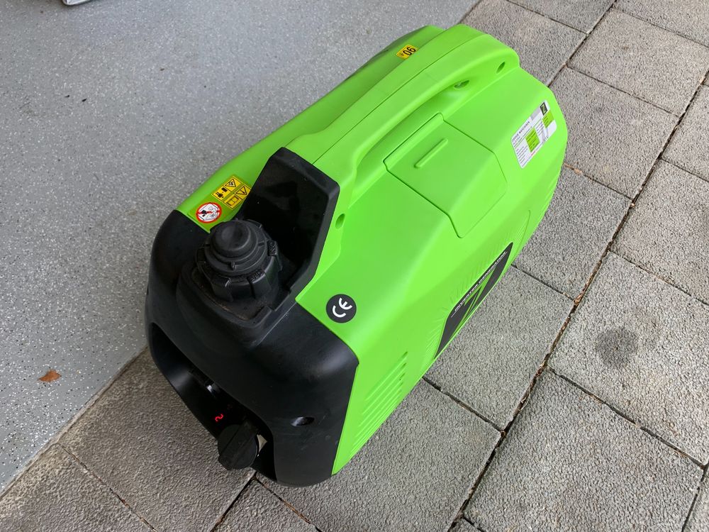 Stromgenerator / Inverter Zipper ZISTE2000IV Kaufen auf Ricardo
