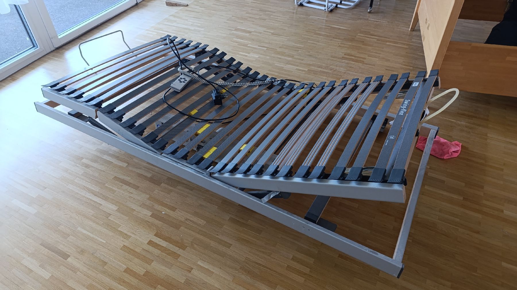 Reti a doghe: BicoLattenrost mit Motor – Usato da Liebefeld venduto da cyklist
