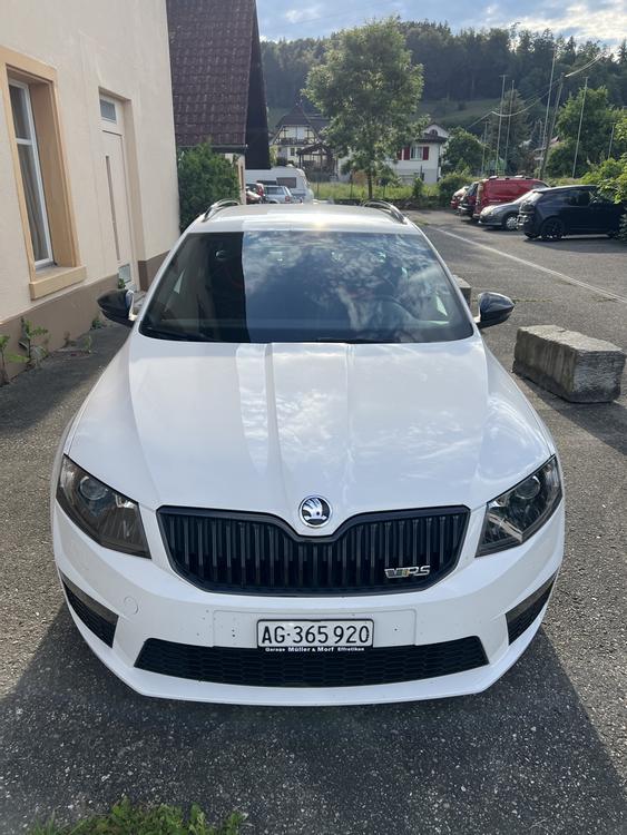 Skoda Octavia vRS rs 2.0 Diesel Manuell Vorderradantrieb