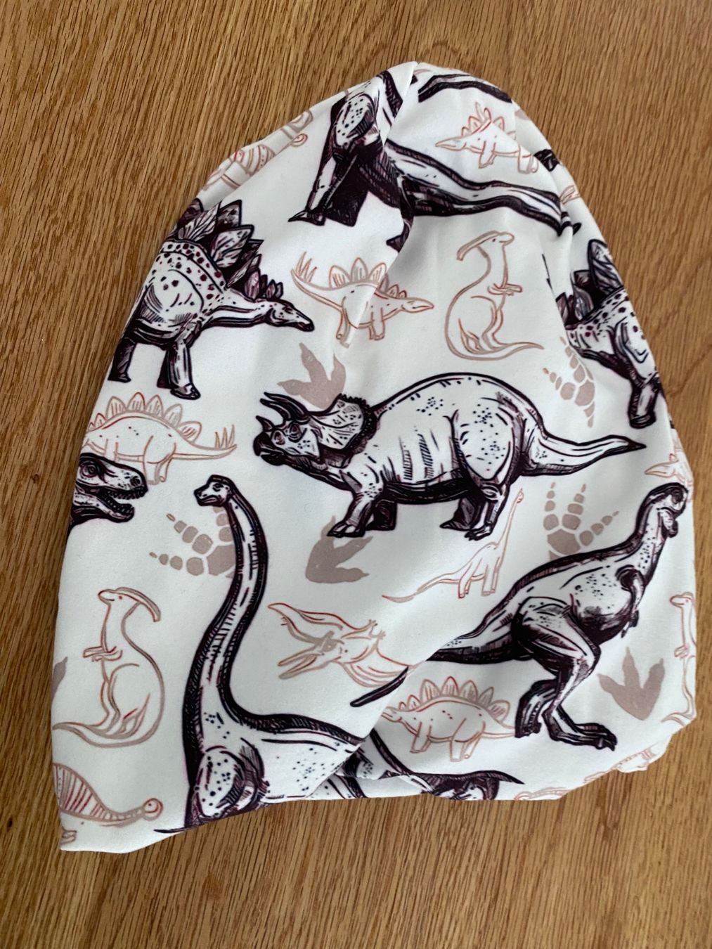 Copricapi, berretti & cappellini: Cool Dino Beanie, Jersey, Neu, onesize – Nuovo (secondo la descrizione) da Einsiedeln venduto da PaedeK84 1