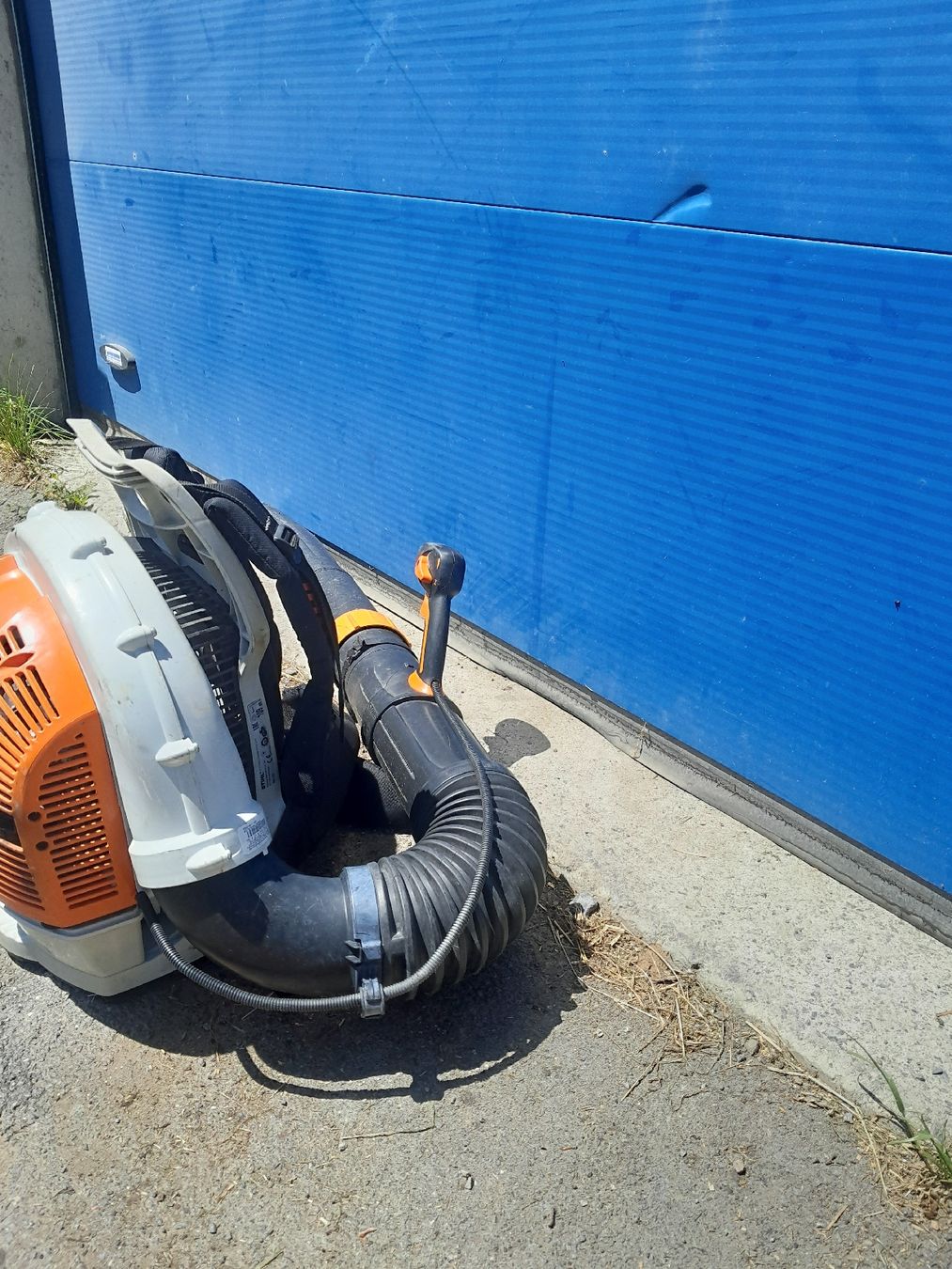 Stihl Soffiatori & Aspiratori per foglie: Stihl Laubbläser BR 700 – Usato da Lungern venduto da Alpinfarmer 2