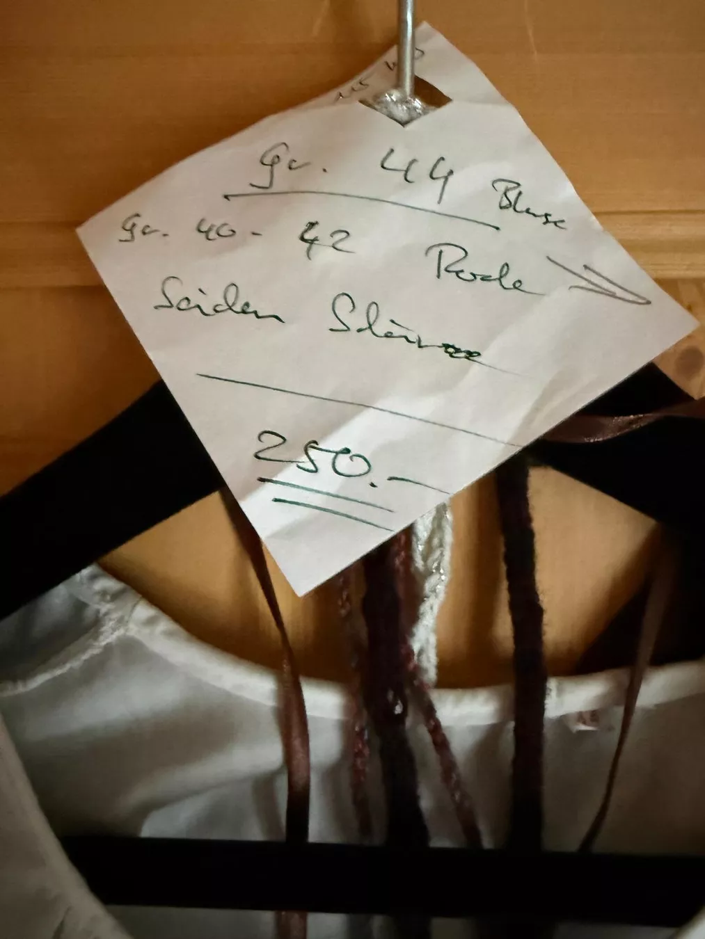 Vestiti: Dirndl – Usato da Flawil venduto da Stella_3 4