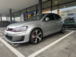 VW Golf 7 GTI Automat frisch ab Service und MFK