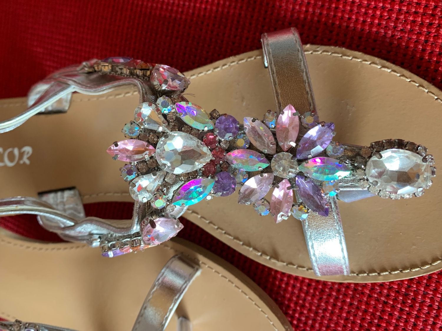 Scarpe da donna: Silberne Sandalen mit Schmucksteinen, Grösse 39 – Usato da Wiesendangen venduto da Babalegi 2