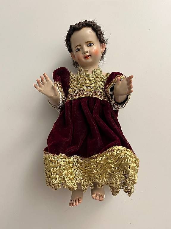 Statuette: Antike Jesuskind-Figur mit Samtkleid – Usato da Bern venduto da TraLala8 1