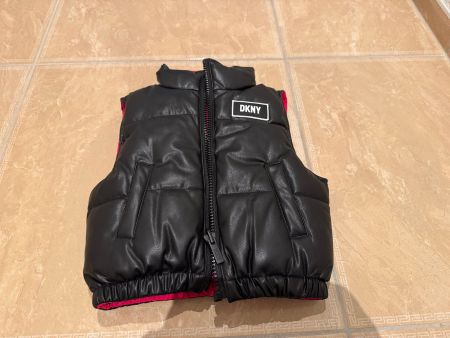 DKNY neue Wendeweste 5J 110 (6J)