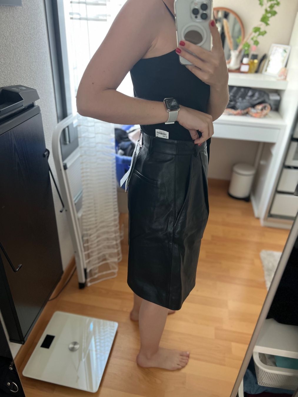 Max Mara Pantaloni: Max Mara Leder Bermudas, new – Nuovo e nell'imballaggio originale da Baar venduto da Zlata1 4
