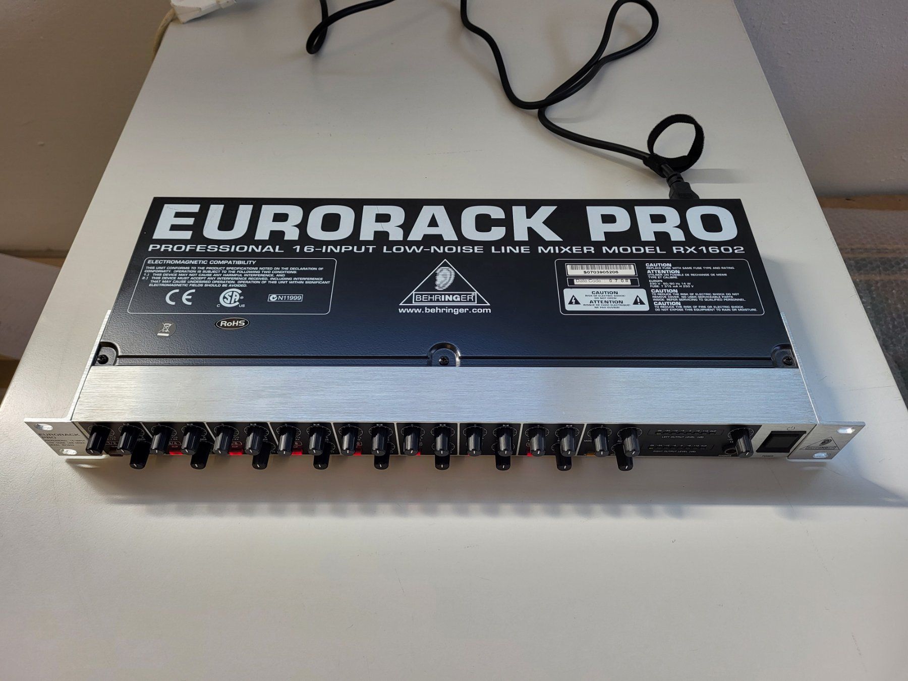 Behringer Console di mixaggio: Behringer Eurorack Pro RX1602 – Usato da Brügg BE venduto da POU-BELLE
