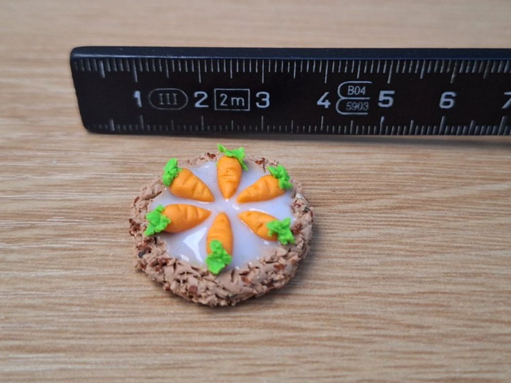 Case e mobili per bambole: Rüeblitorte Handgemacht für Maileg Mäuse, Puppenhaus – Nuovo (secondo la descrizione) da Zürich venduto da HandmadeTinyFood 1