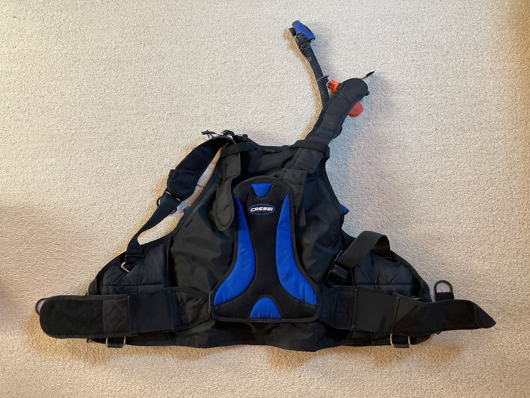 Mute per immersioni: Cressi S2011 Jacket – Usato da Gipf-Oberfrick venduto da pfi_2jw5 2