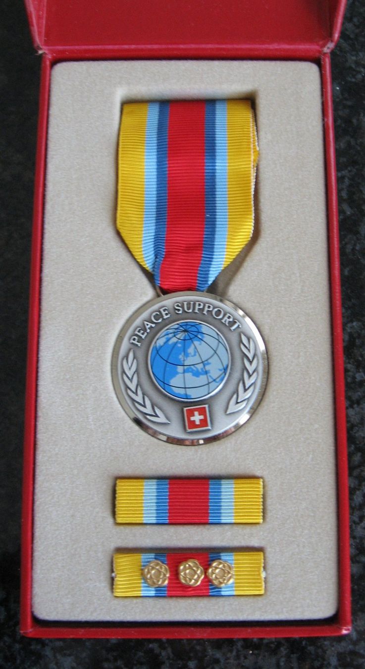 Orden-Set Schweizer Armee 1 inkl. 2 Ribbon (Neu und originalverpackt ...