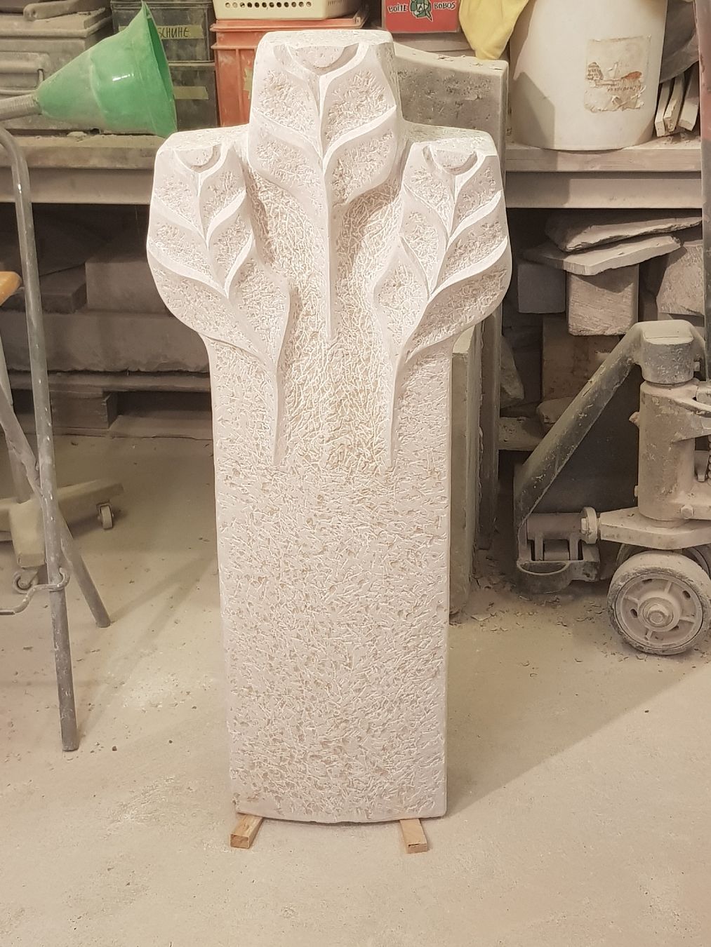 Sculture & Statue: Grabmal/Grabstein – Nuovo (secondo la descrizione) da Ehrendingen venduto da Amigo5