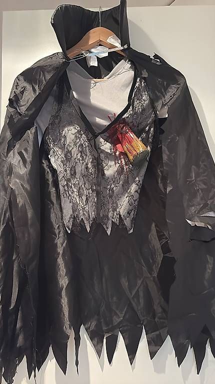 Costumes: Kostüm  – D'occasion à Hinwil par zartli 1