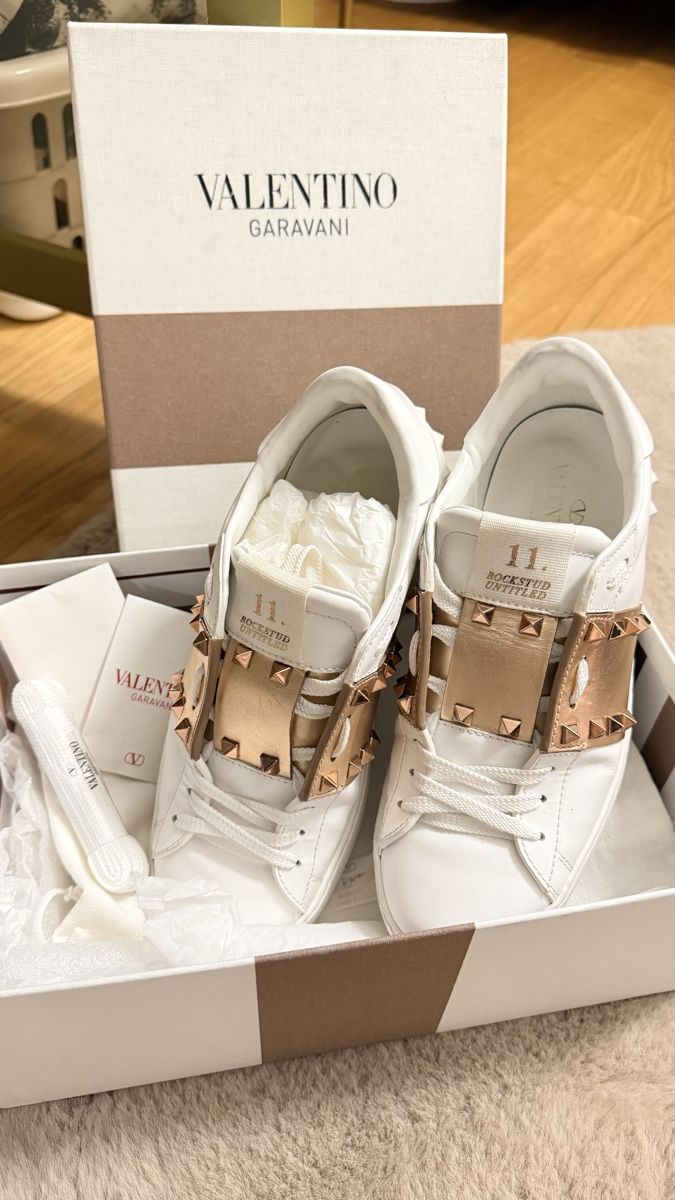 Valentino Scarpe da donna: VALENTINO SNEAKER, Gr 38,5 – Usato da Döttingen venduto da SenKirman 1