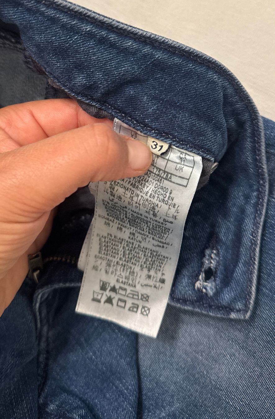 Guess Hosen: Guess hose – Gebraucht aus Bachenbülach von mel_di 2