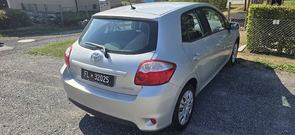Autos: Toyota Auris 1.6 – Gebraucht aus Eschen von S.Topalovic96 2