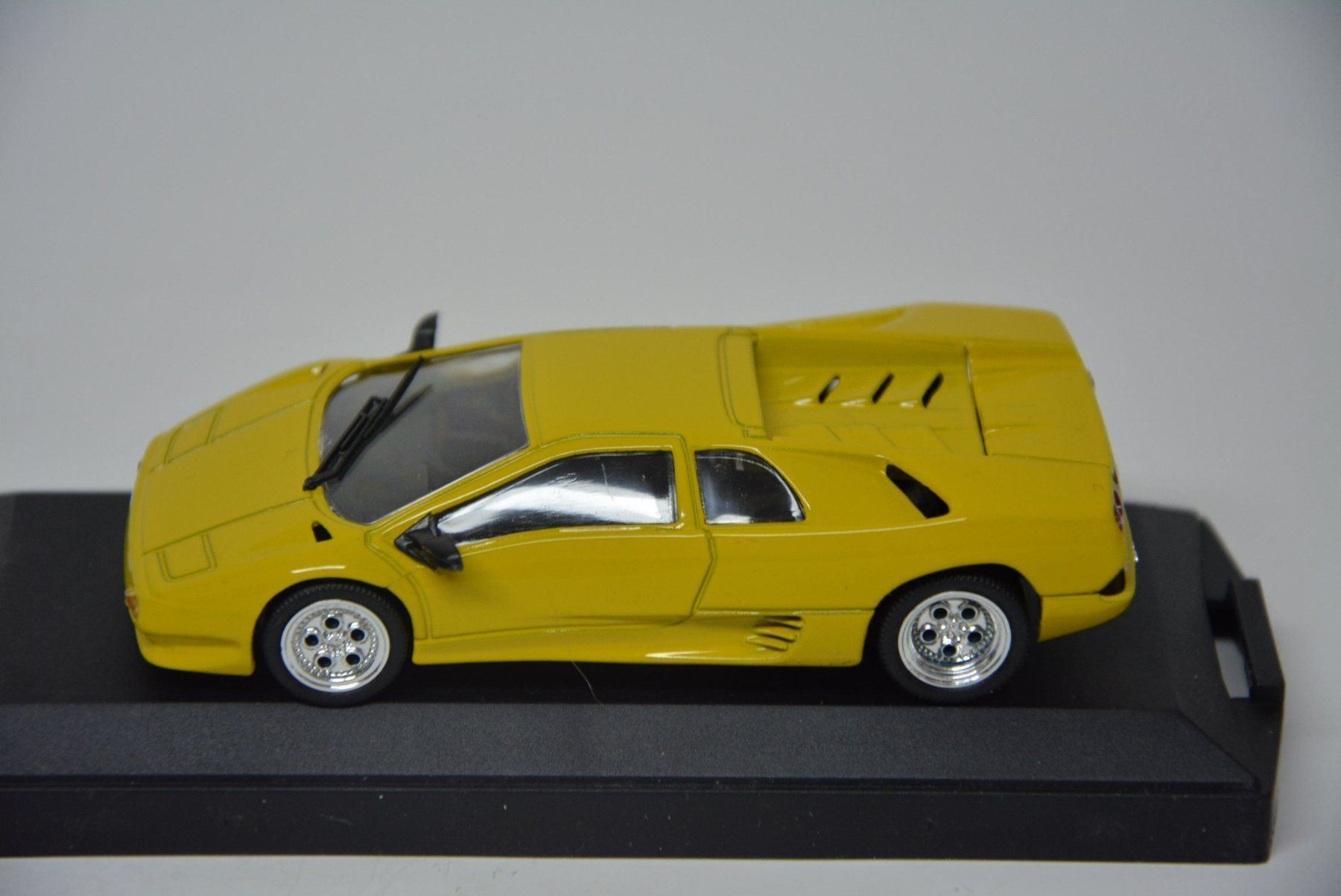 Lamborghini Modellini d'auto: Lamborghini Diablo , Macadam , 1:43 – Nuovo e nell'imballaggio originale da Goldach venduto da Feivel9 1