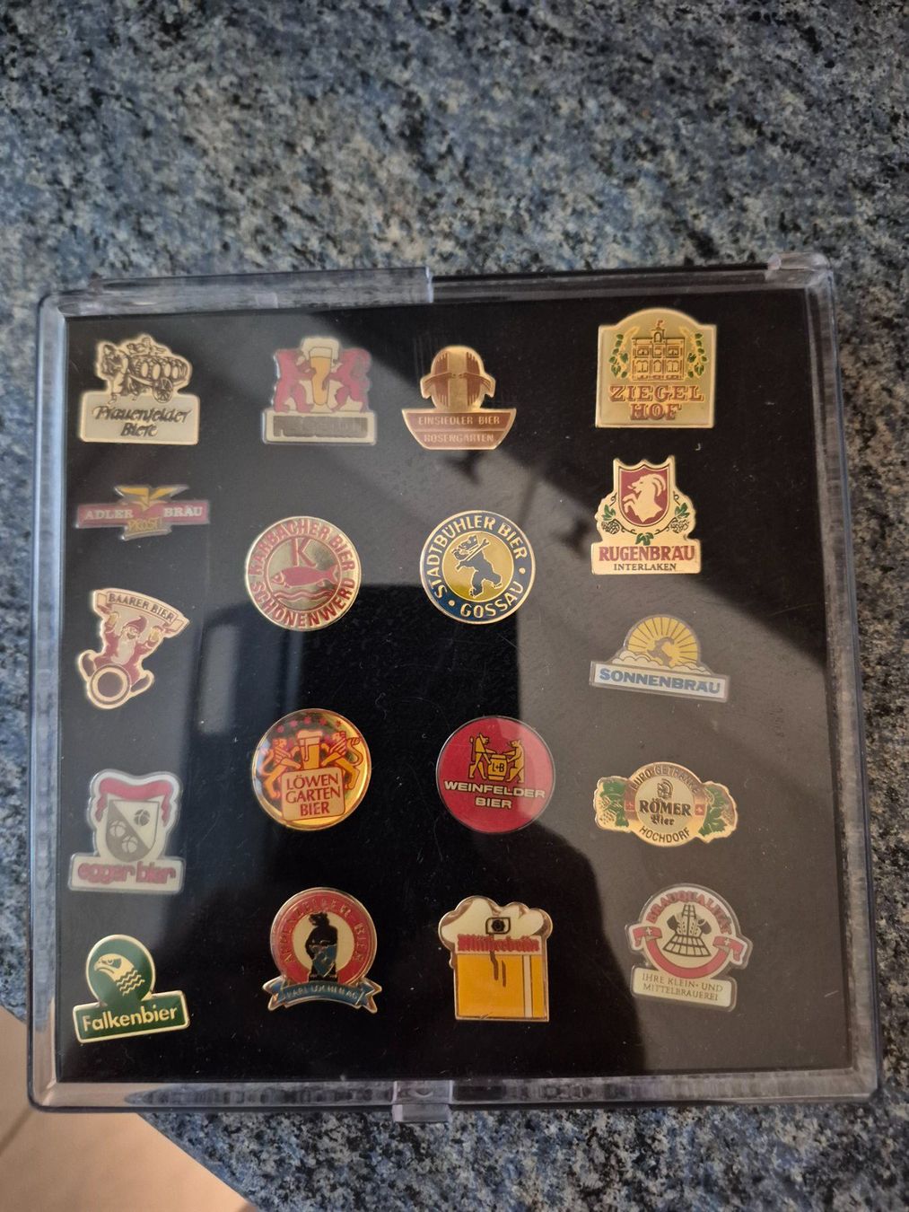 Placchette & Badge: Pin Set Div. Klein Brauereien – Usato da Buttikon SZ venduto da sefa02 1