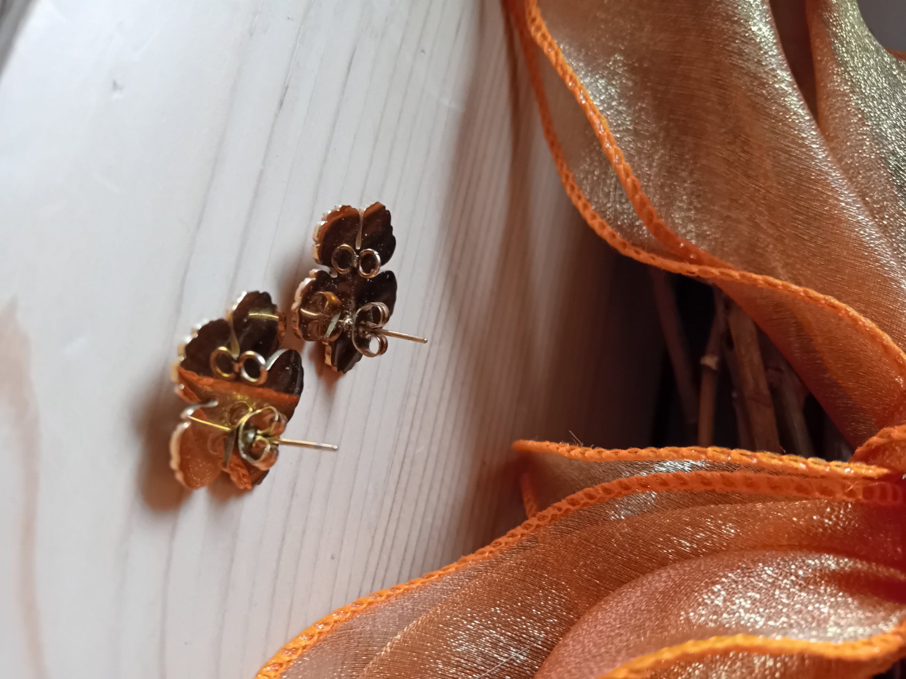 Orecchini pendenti & Orecchini a lobo: Boucles d'oreilles fleurs dorées – Nuovo (secondo la descrizione) da Rüthi (Rheintal) venduto da titlis07 1