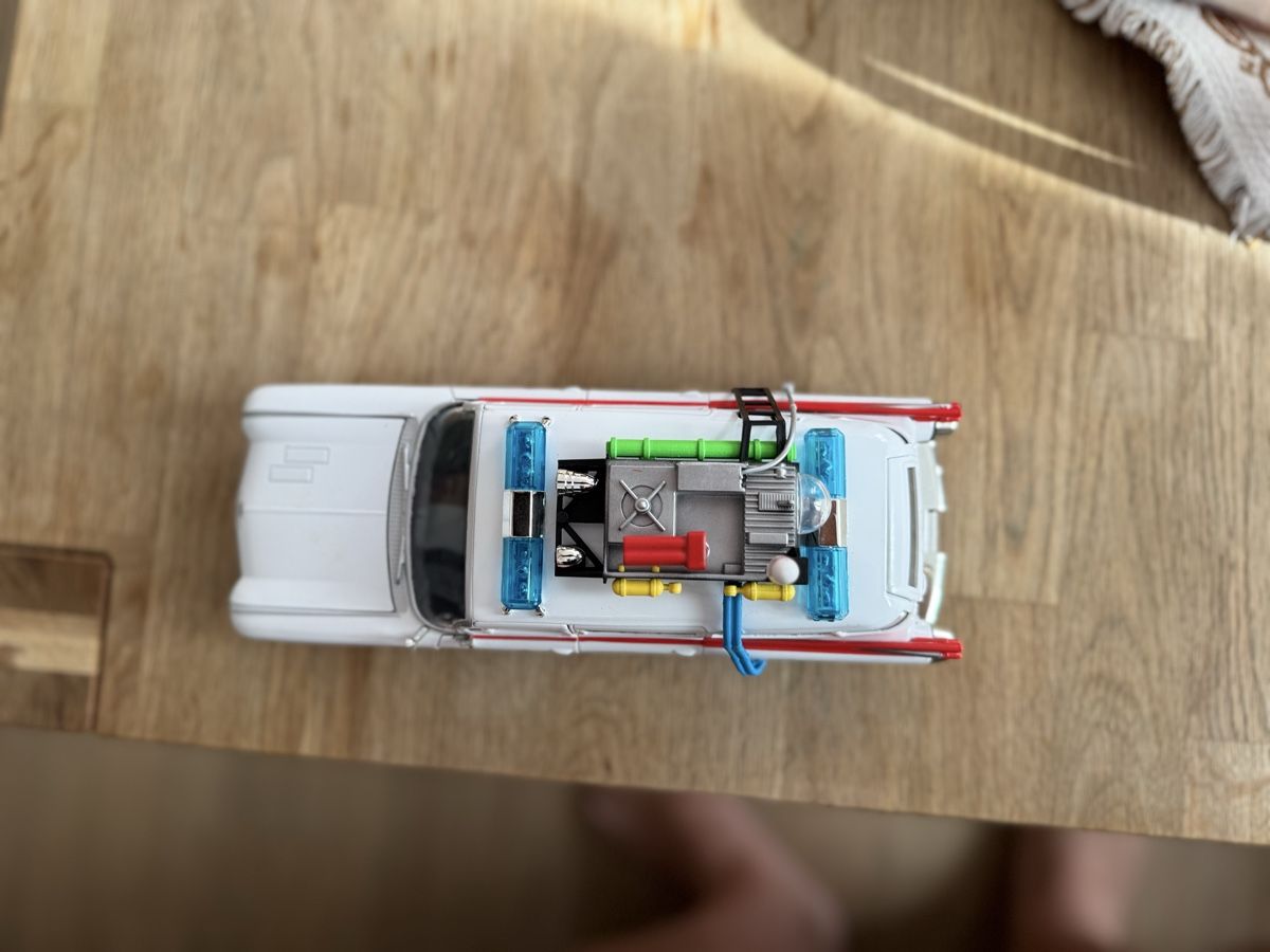 Jada Toys Modellini d'auto: Ghost Busters Cadillac – Nuovo (secondo la descrizione) da Rorbas venduto da zsoltar 4