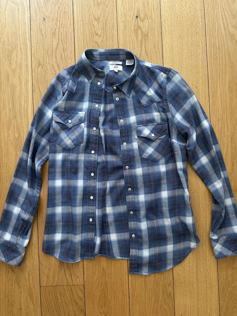 Levi's Camicette: Levi’s shirt size S  – Usato da Geneve venduto da iri_dr5s 1