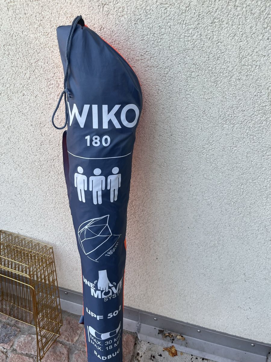 Decathlon Tende : Tente de plage Décathlon  – Usato da Jouxtens-Mézery venduto da celineka82