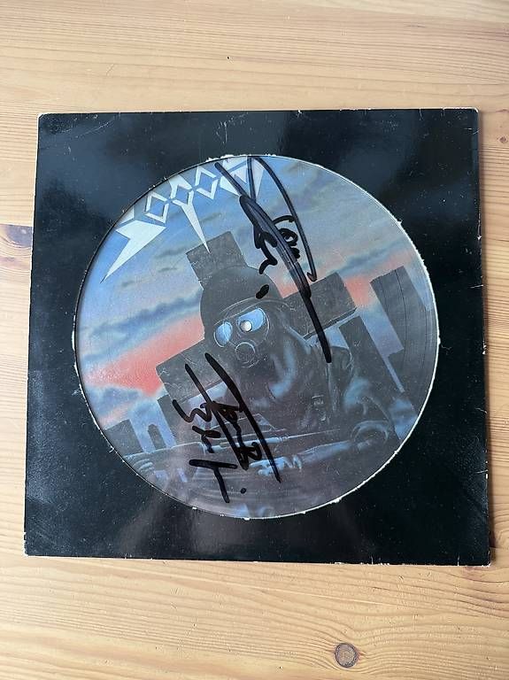 Dischi in vinile: UNTERSCHRIEBENE SODOM PERSECUTION MANIA PICTURE DISK – Usato da Stadel b. Niederglatt venduto da Jonnybravo 2