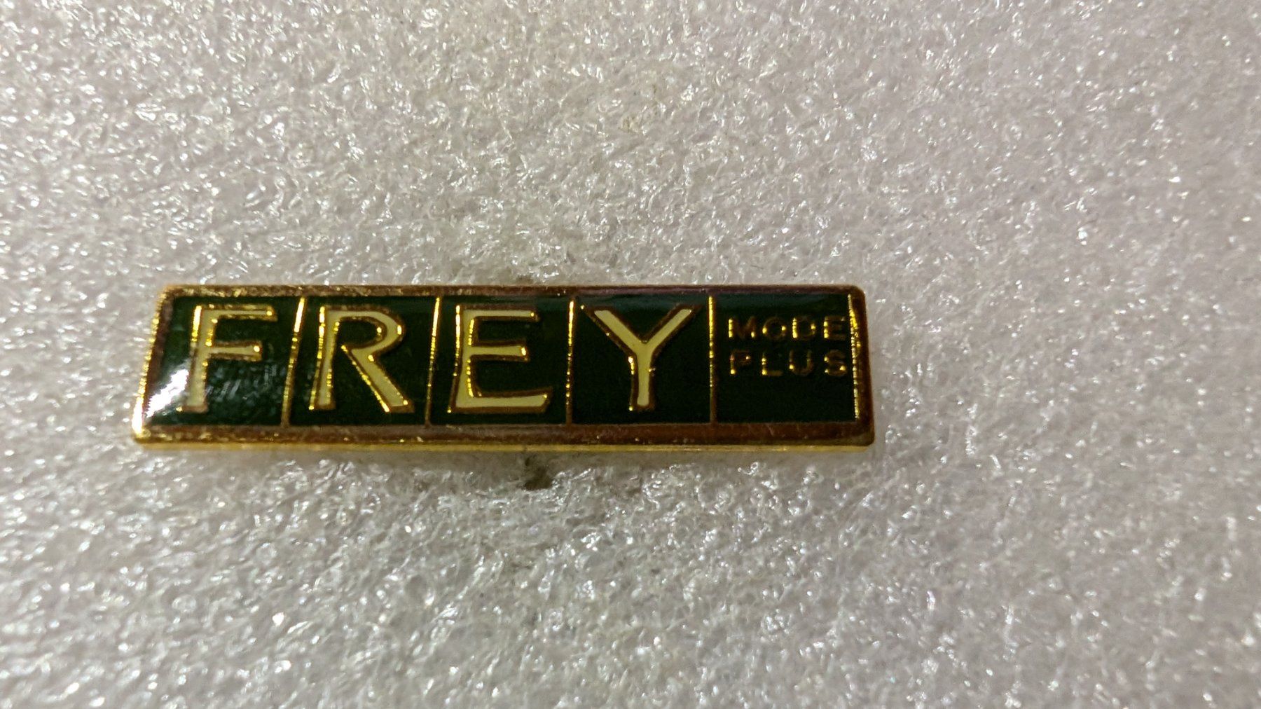 Placchette & Badge: Ansteckpin 203: Frey – Usato da Oppligen venduto da Pin-Fall-Shop