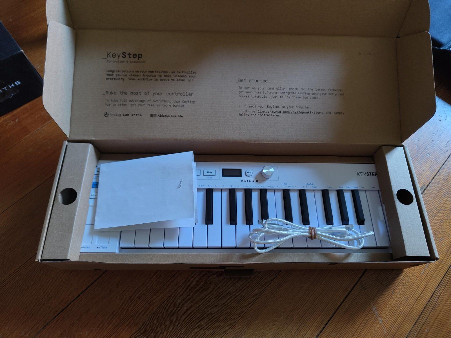 Arturia Instruments de musique: Arturia Keystep mk2, Originalverpackung – Neuf avec emballage d'origine à Zürich par leandra.tmn 2