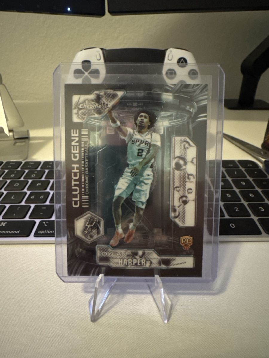 Topps Carte collezionabili: Dylan Harper Topps Chrome Clutch Gene – Usato da Dulliken venduto da alpi.cards