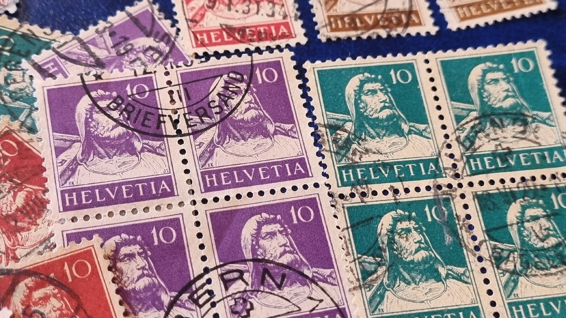 Tutti i francobolli: TELL - SAMMLUNG - GESTEMPELT - SCHWEIZ – Usato da Heimenschwand venduto da Valvora 3