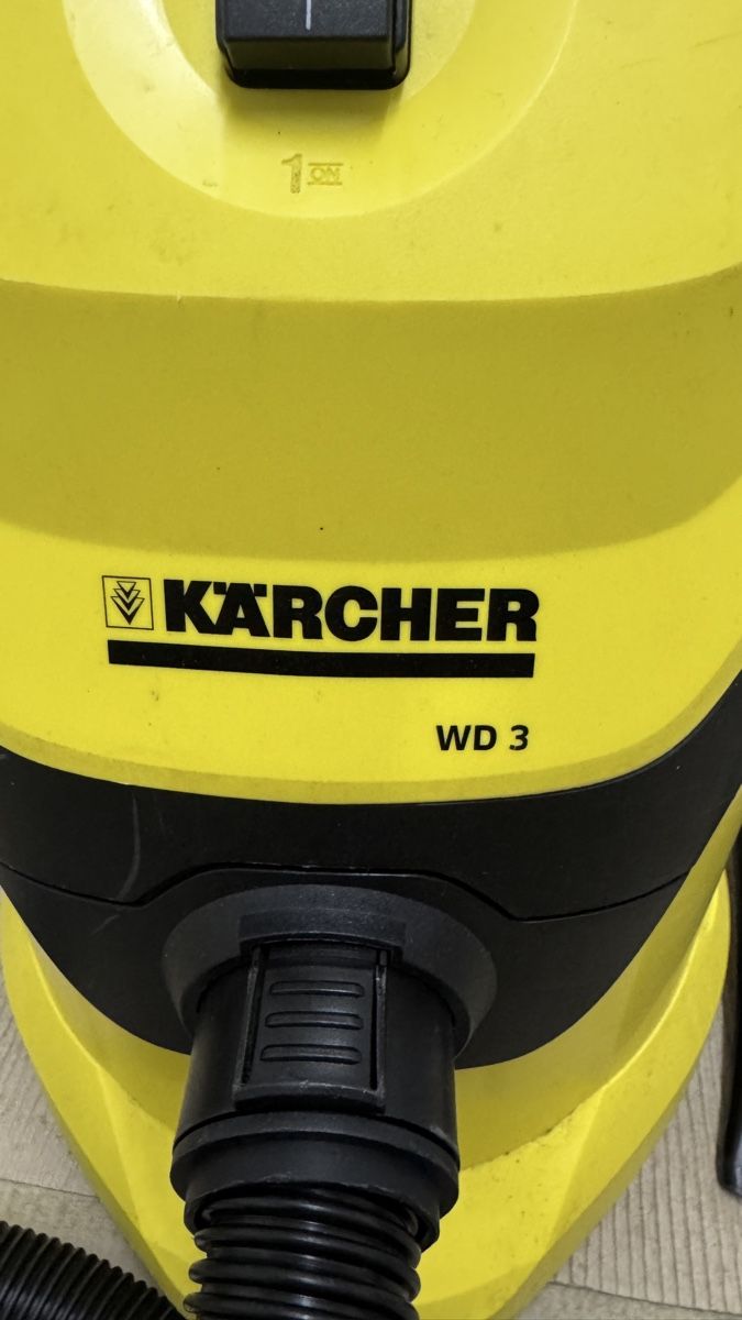 Kärcher Aspirapolveri & Accessori: Kärcher WD 3 Staubsauger, – Usato da Langenthal venduto da LO-RI-17-11 1
