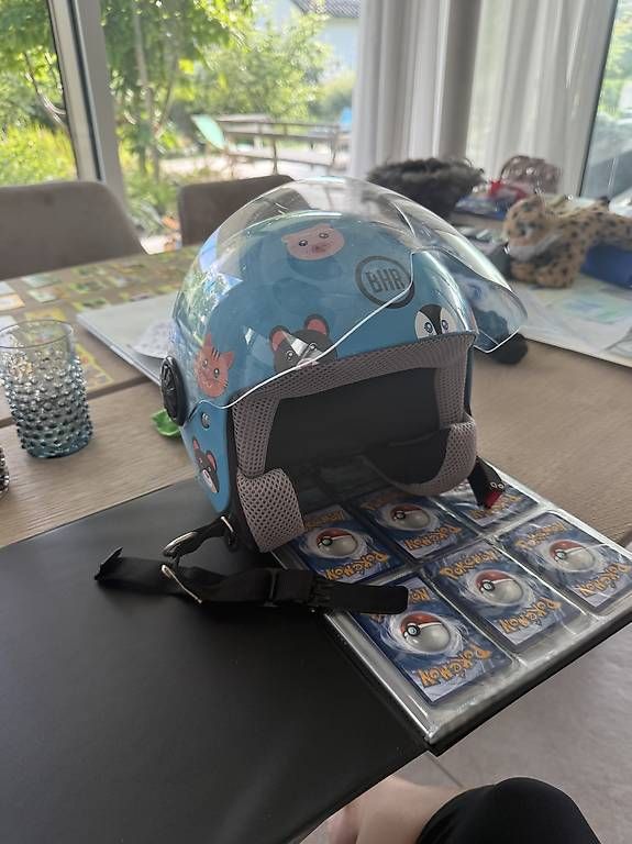 Helme & Visiere: Kinder Motoradhelm Gr 51 cm – Gebraucht aus Wallisellen von Janinekeller