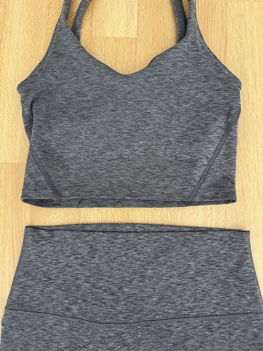 Hollister Lotti di vestiti: Duo sport et pilate – Nuovo (secondo la descrizione) da Neuchâtel venduto da Ariane_vn00 1