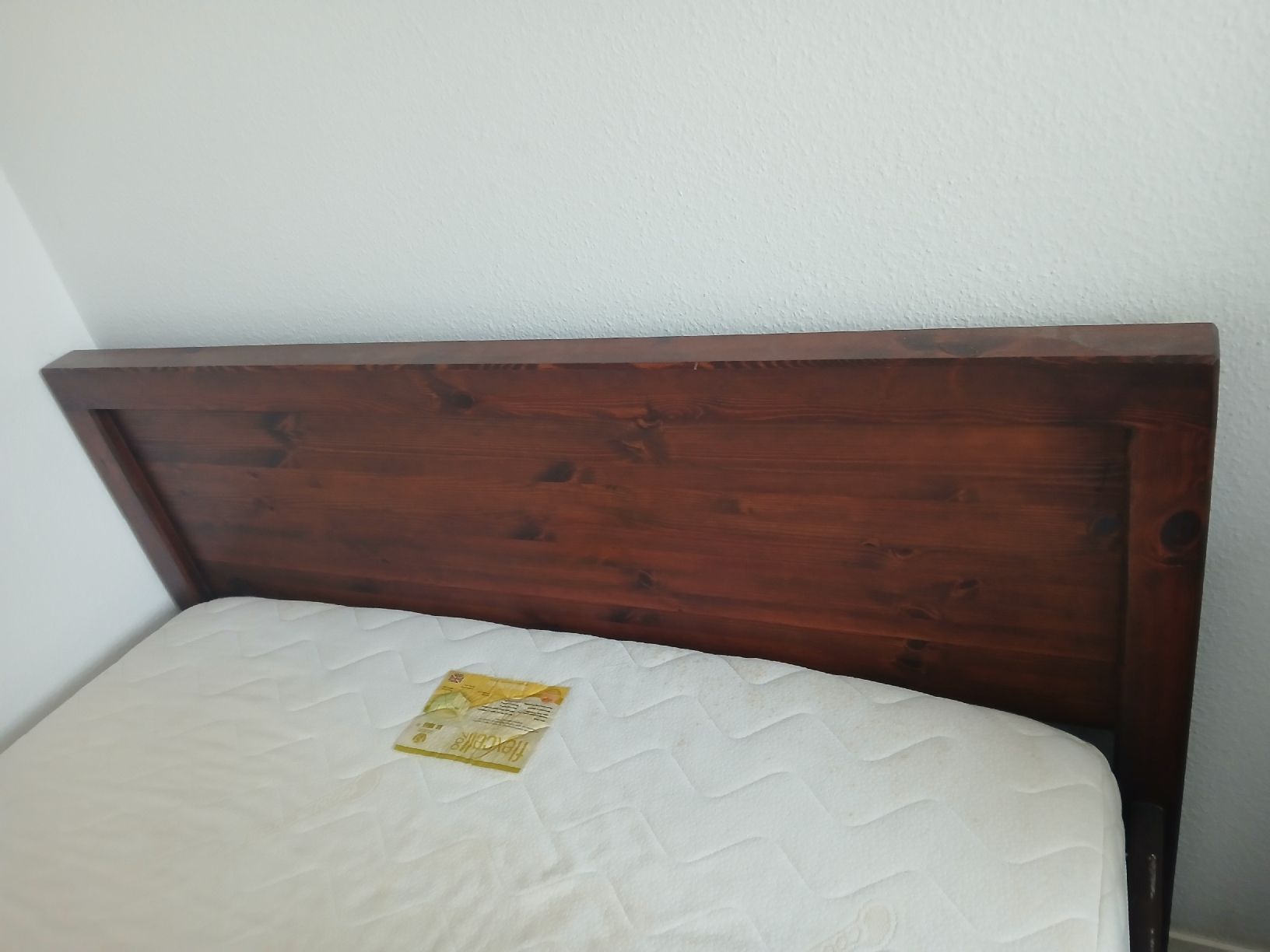 Letti: Solid Wood Double Bed Frame with Flexcell Mattress. – Usato da Dübendorf venduto da rol_fm6d 2