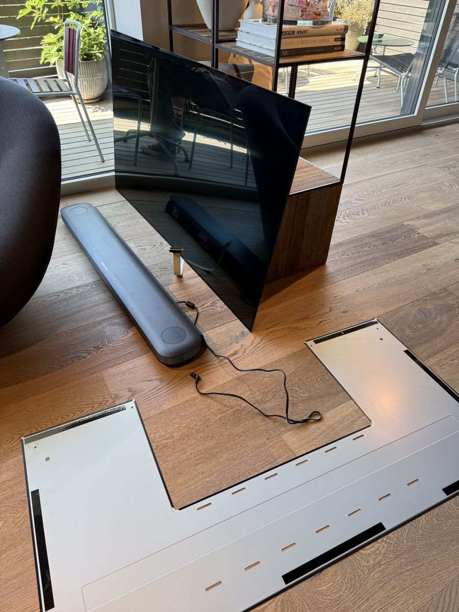 LG Televisori: Defekter LG Signature TV – Difettoso da Rümlang venduto da dononila 1