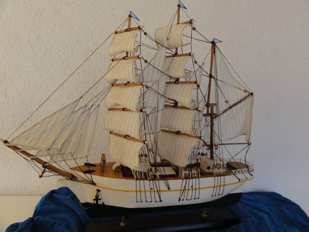 Mediterranes Segelboot Ornament - 24cm Holz Segelschiff Deko Für Wohnzimmer & Büro