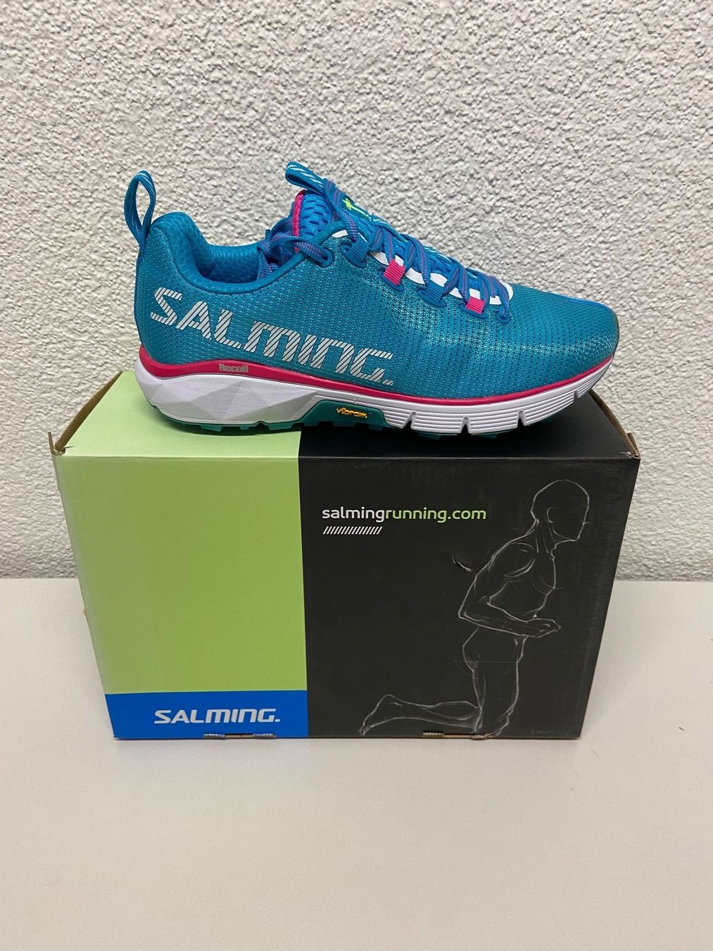 Scarpe da donna: DAMEN SALMING ISPIKE   GRÖSSE  38  INNENSOHLE  24 CM – Nuovo e nell'imballaggio originale da Zürich venduto da LIQUIDATOR.CP