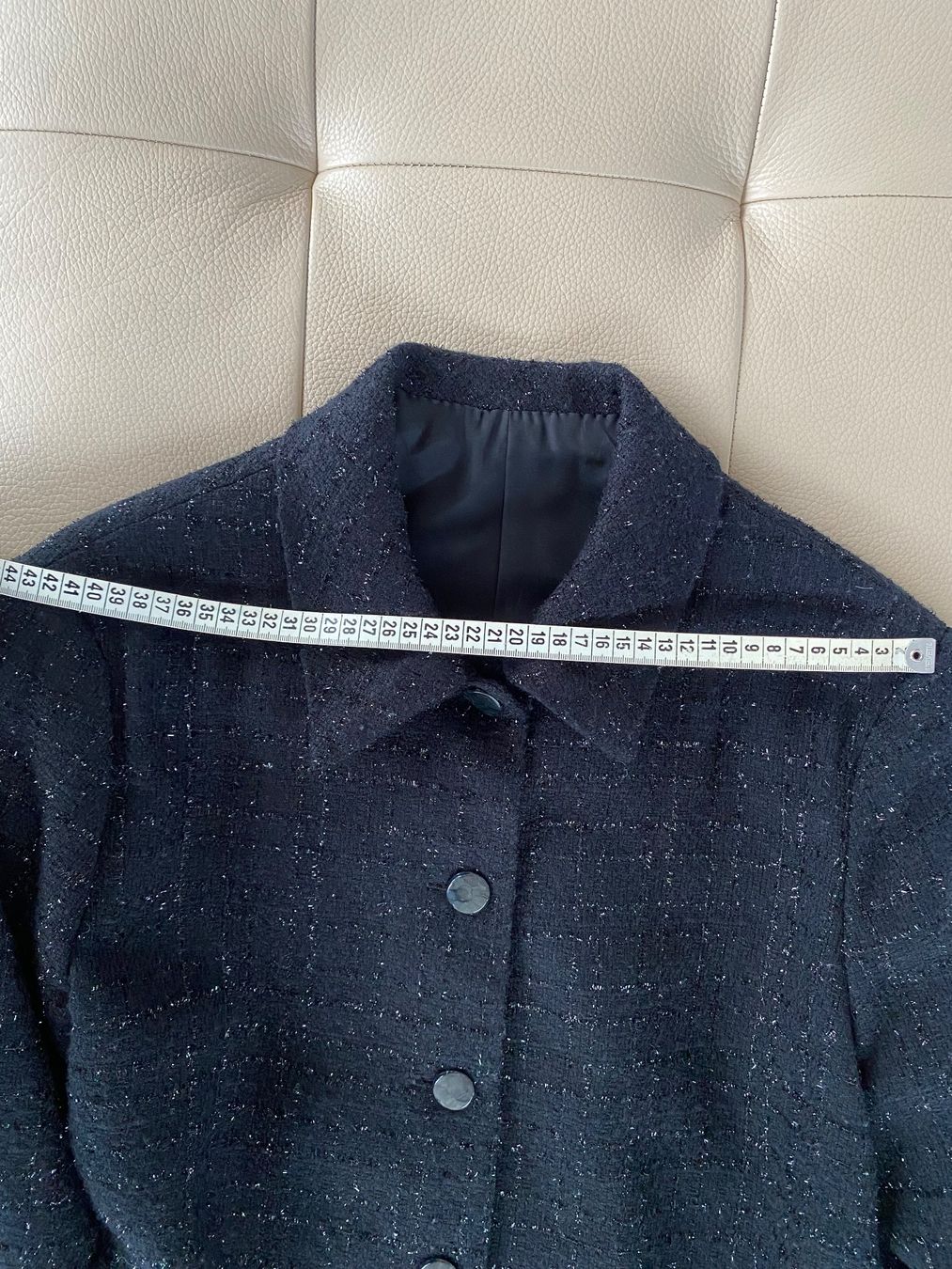 Giacche: Schwarze elegante Jacke mit Glitzerfaden Gr. 44 – Nuovo (secondo la descrizione) da Meggen venduto da 6003Luzern 4
