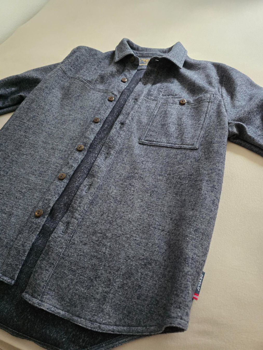 Hemden: Devold Merino Overshirt – Gebraucht aus Fribourg von ADGF25 2