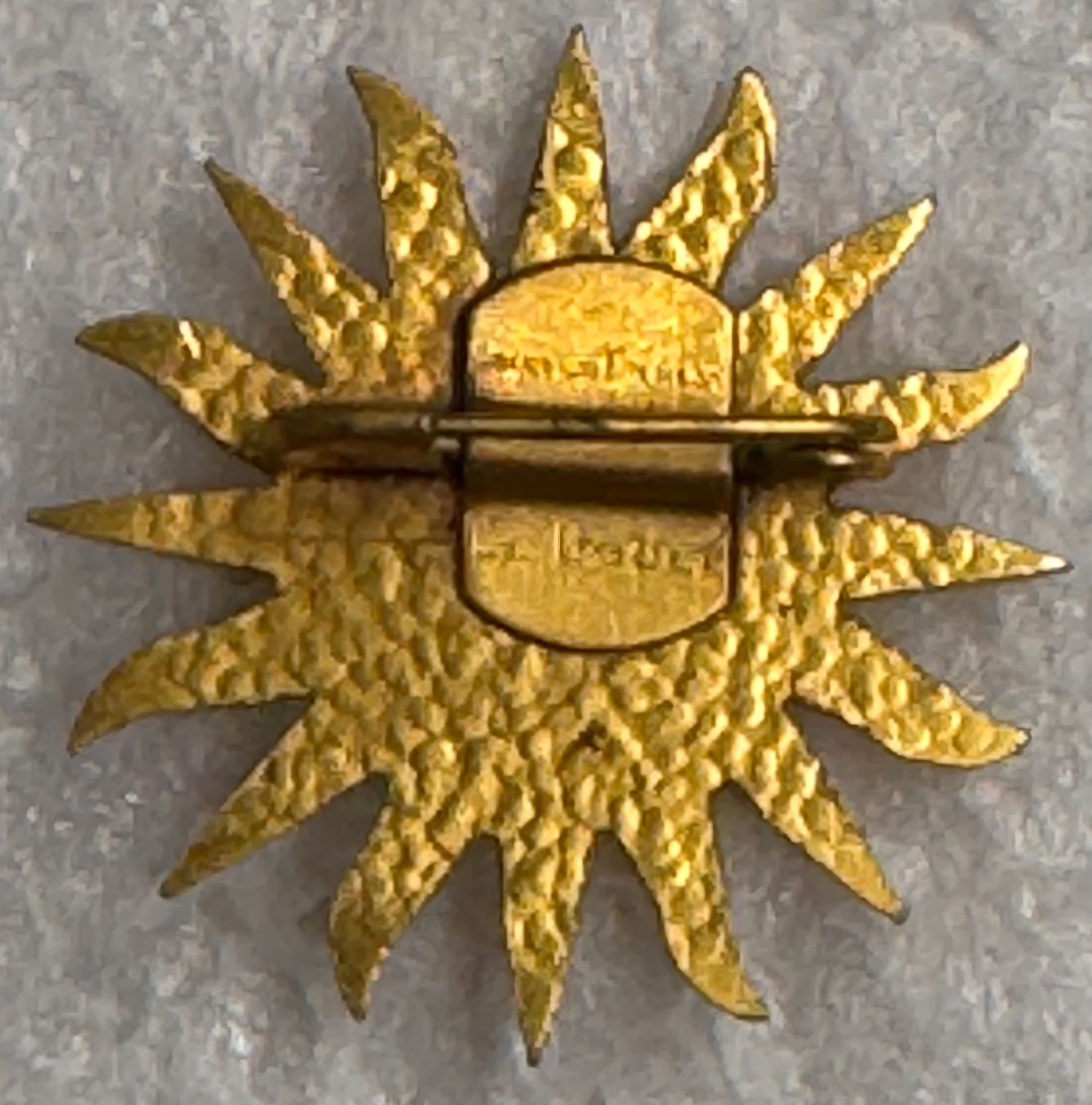Medaillen: Schöne Brosche evtl.St.Moritz Sonne – Gebraucht aus Andwil SG von Ariisa1234 1