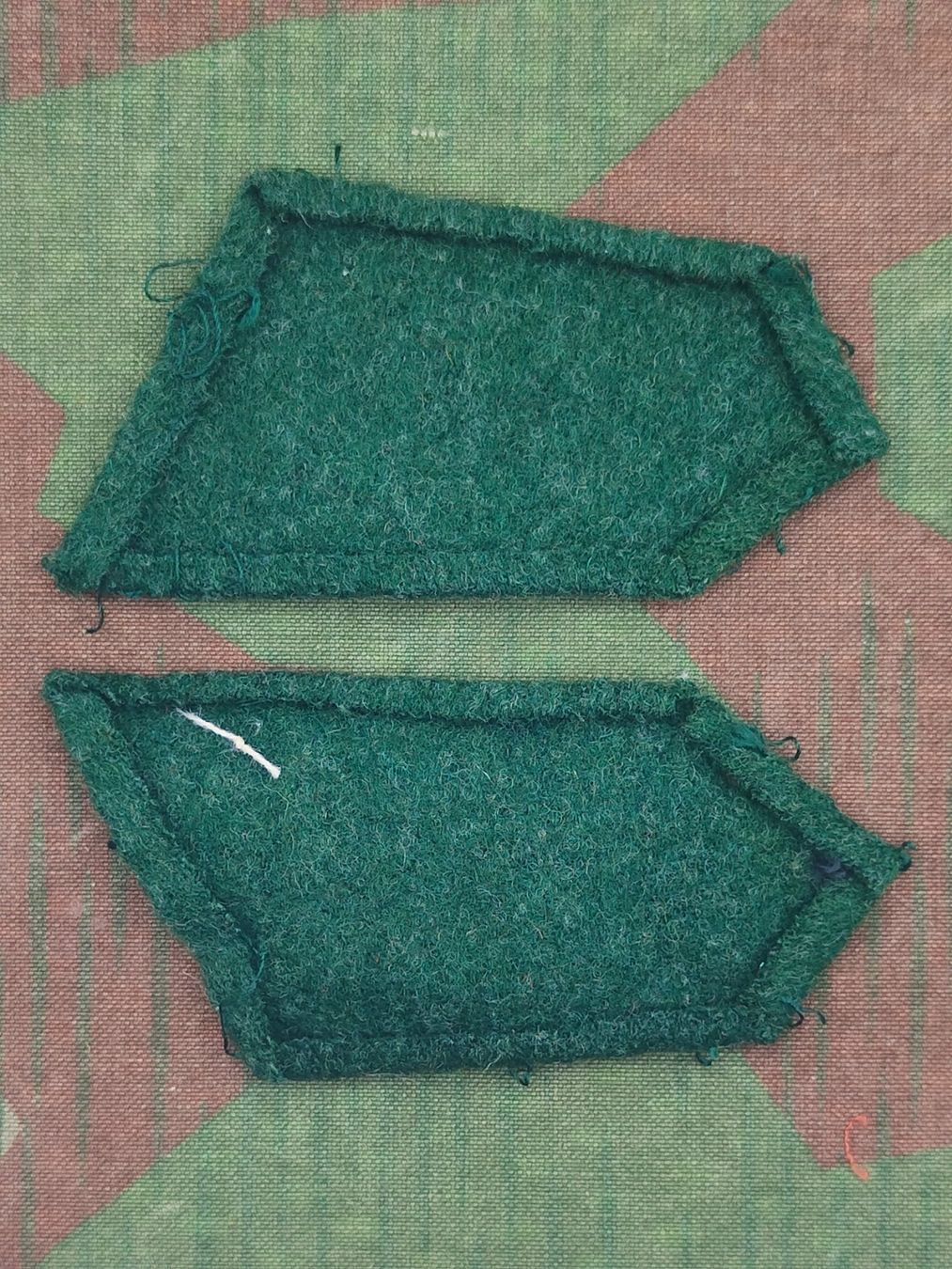 Schweizer Armee Placchette & Badge: Kragenpatten Ord. 1940 – Usato da Bauma venduto da SwissMilitaria 1