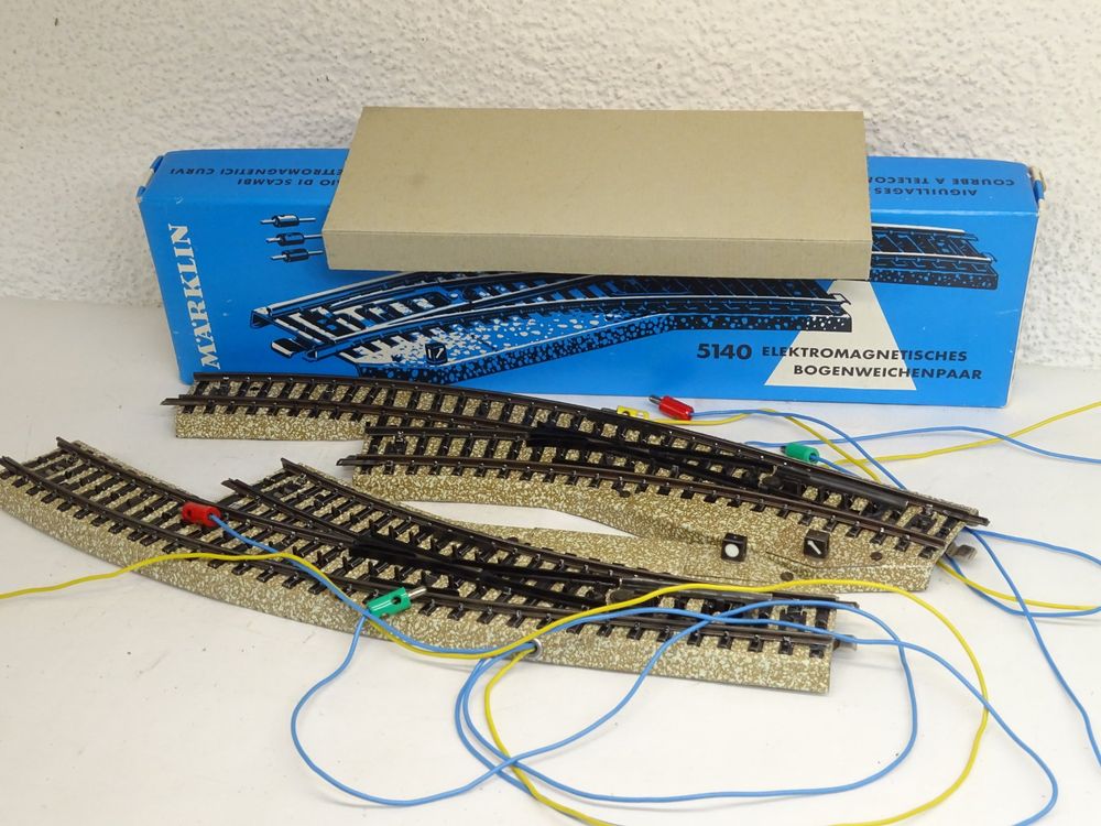 Märklin H0 5140 5141 5142 Par De Desviadores Electromagnéticos R/L Digital #8640