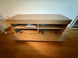TV-Möbel / Lowboard aus Holz mit LED-Beleuchtung