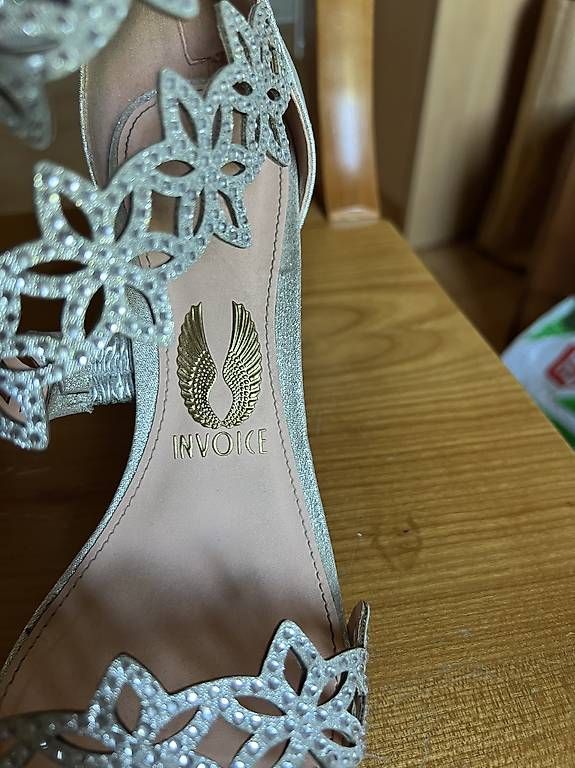 Damenschuhe: Absatz Schuh Invoice Gr. 40 – Gebraucht aus Winterthur von Meier7273 1