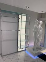 Espositore appenderia con pannello a led 