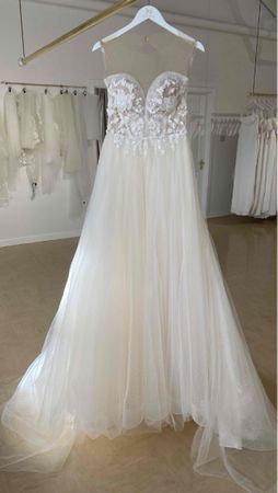 Brautkleid “Belmont” von Wona Concept Grösse 40 – Neuwertig