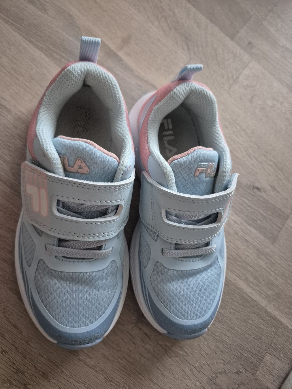 Fila Scarpe per ragazze: Film Gr. 29  – Usato da Spiez venduto da V.H.K. 1